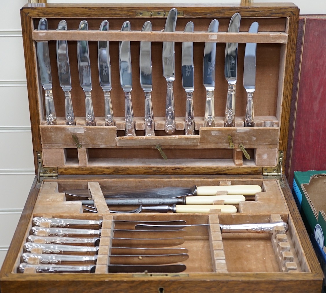 A mid 20th century canteen of Kings pattern plated flatware